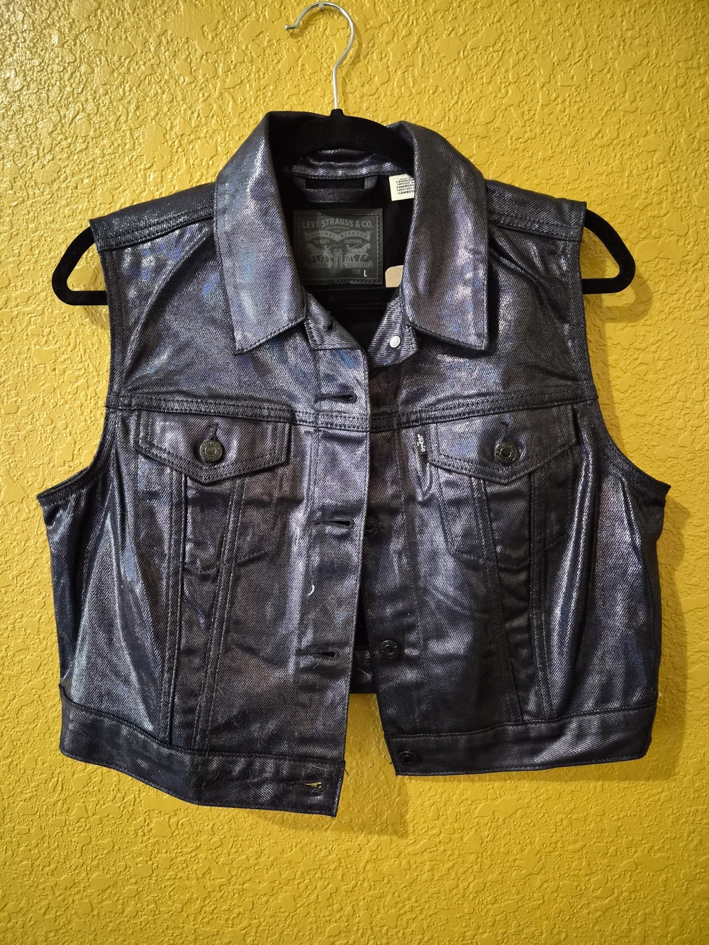 Levi's Iridescent Black Sleeveless Denim Vest-NWT
